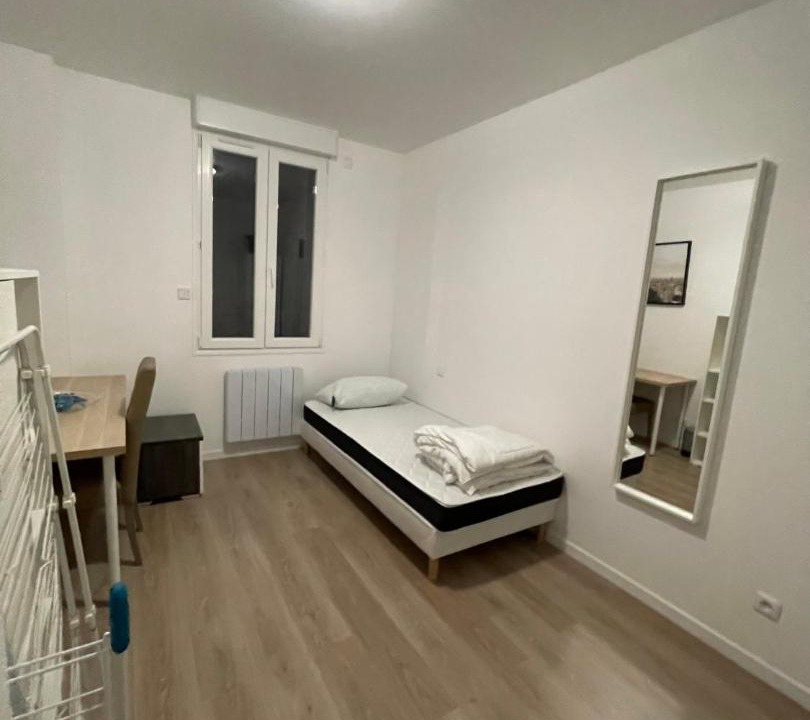Photo of Bedroom in Villejuif