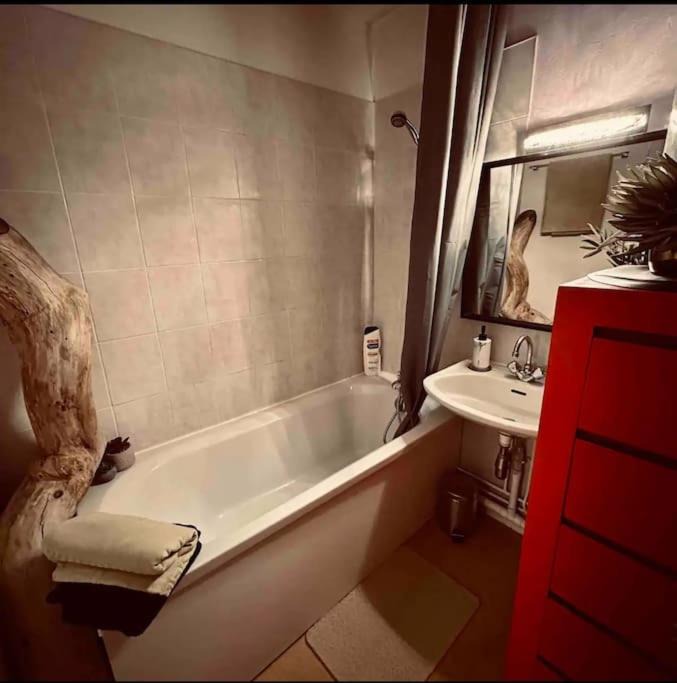 Photo of Bathroom in Port
