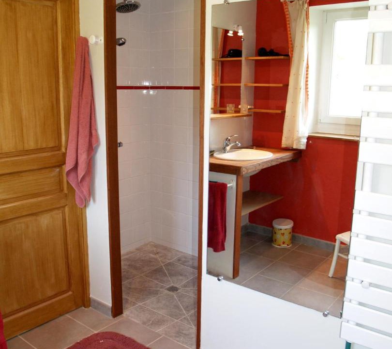 Photo of Bathroom in Nailly