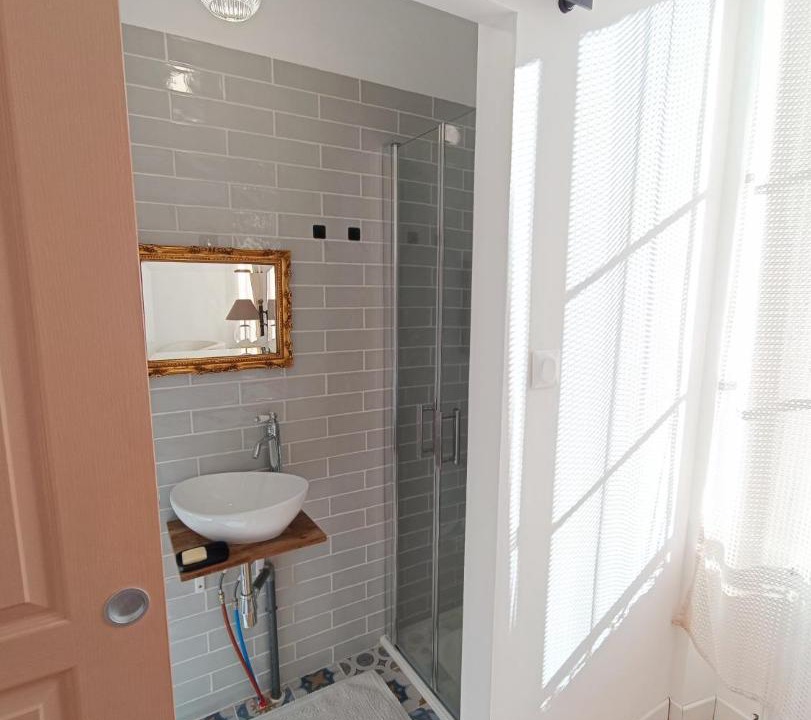 Photo of Bathroom in Chaumont-en-Vexin