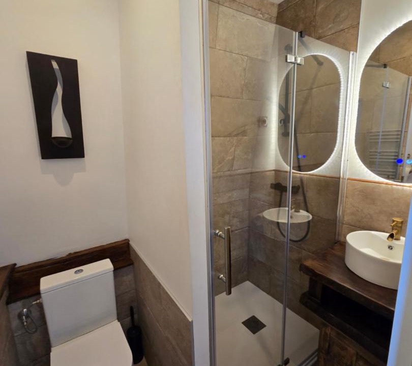 Photo of Bathroom in Croissy-Beaubourg