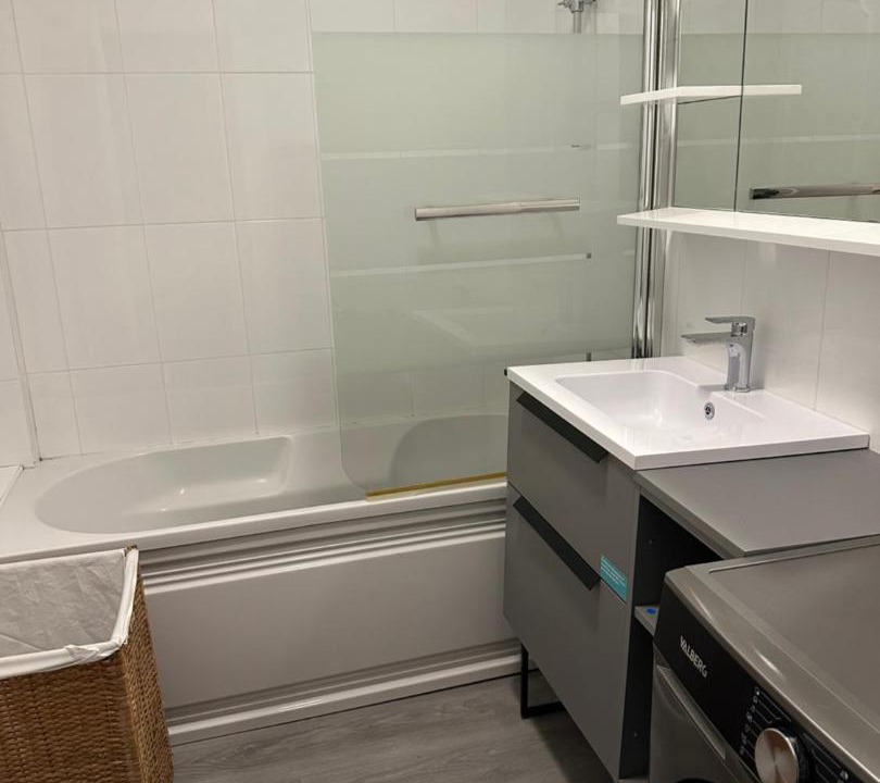 Photo of Bathroom in Grande-Synthe