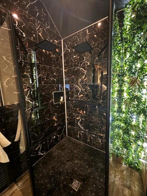 Photo of Bathroom in Groffliers