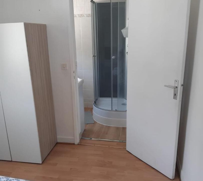 Photo of Bedroom in Liancourt