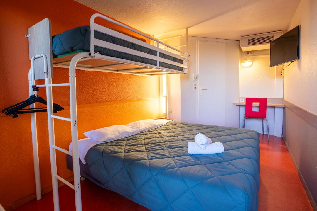 Photo of Bedroom in Laon