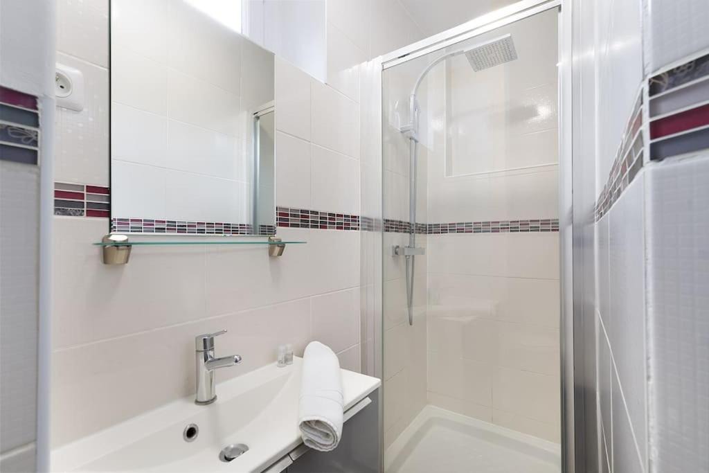 Photo of Bathroom in Champs-sur-Marne