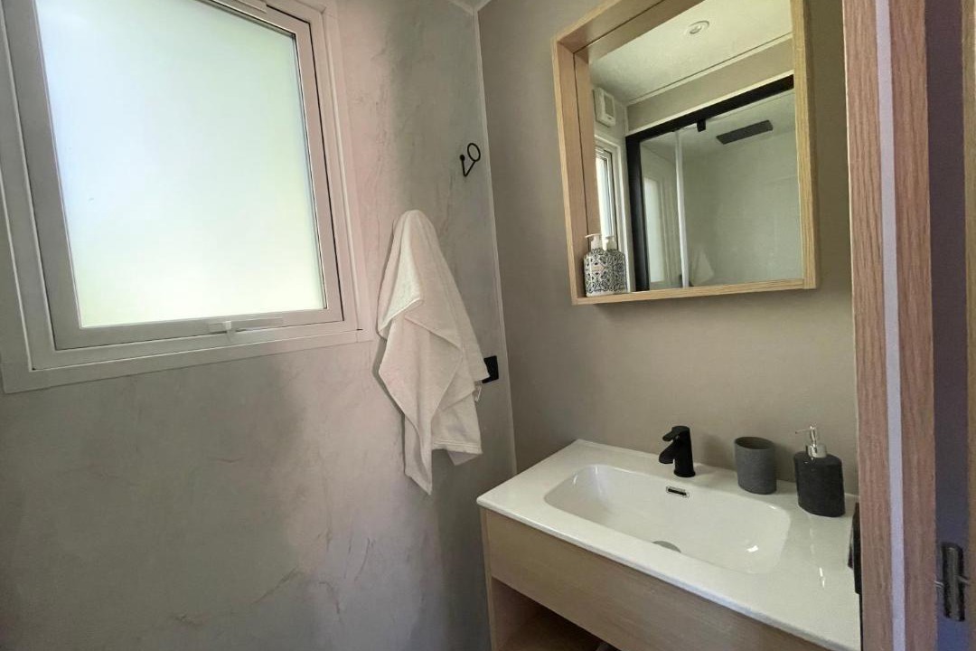 Photo of Bathroom in Gouvieux