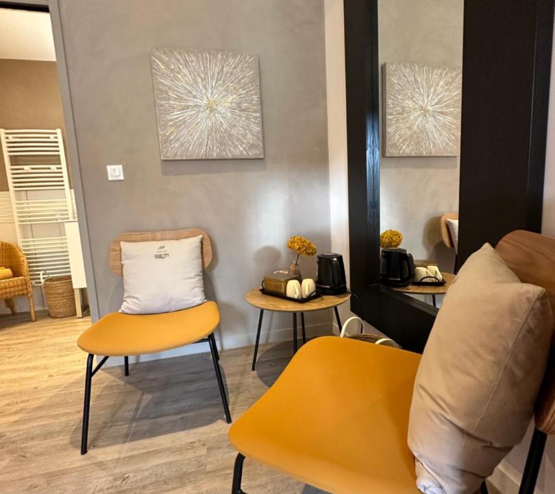 Photo of Livingroom in Beaumont Saint-Cyr