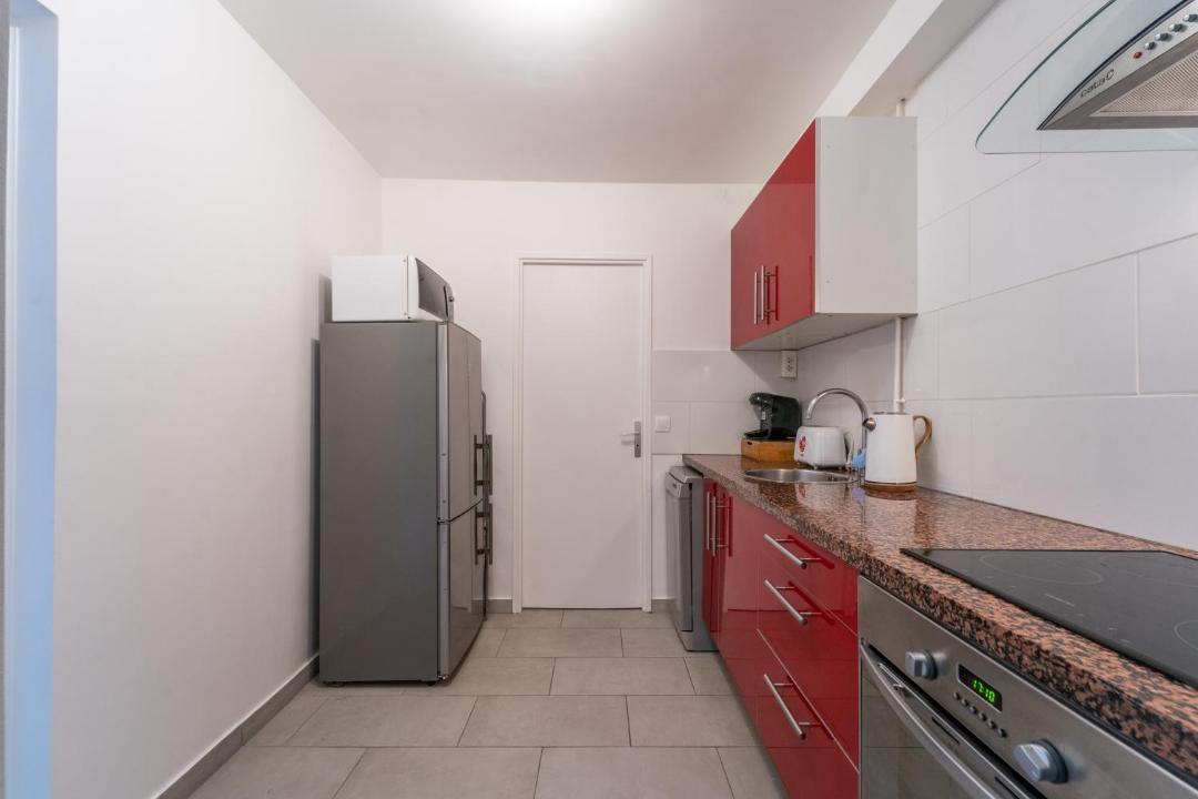 Photo of Kitchen in Stains