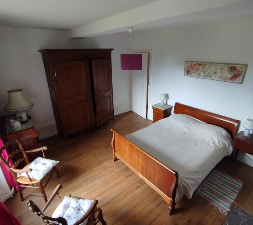 Photo of Bedroom in Floing