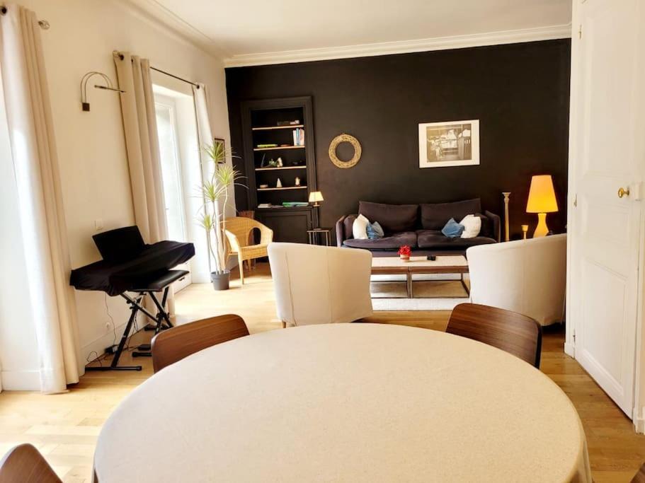 Photo of Livingroom in Richebourg - Saint-Clement