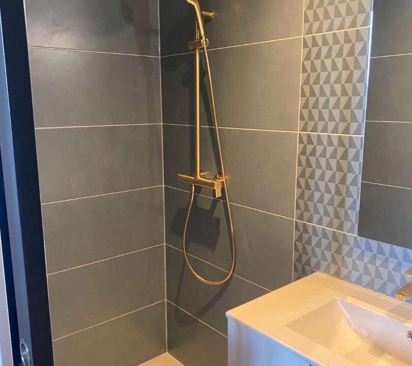 Photo of Bathroom in Parmain