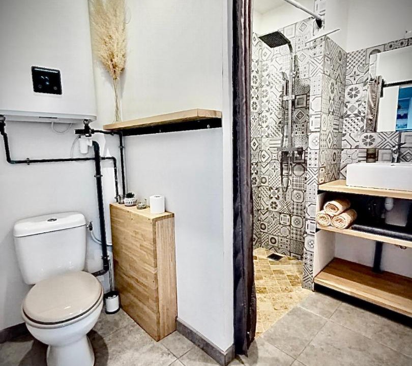 Photo of Bathroom in Saint-Jean-de-Fos