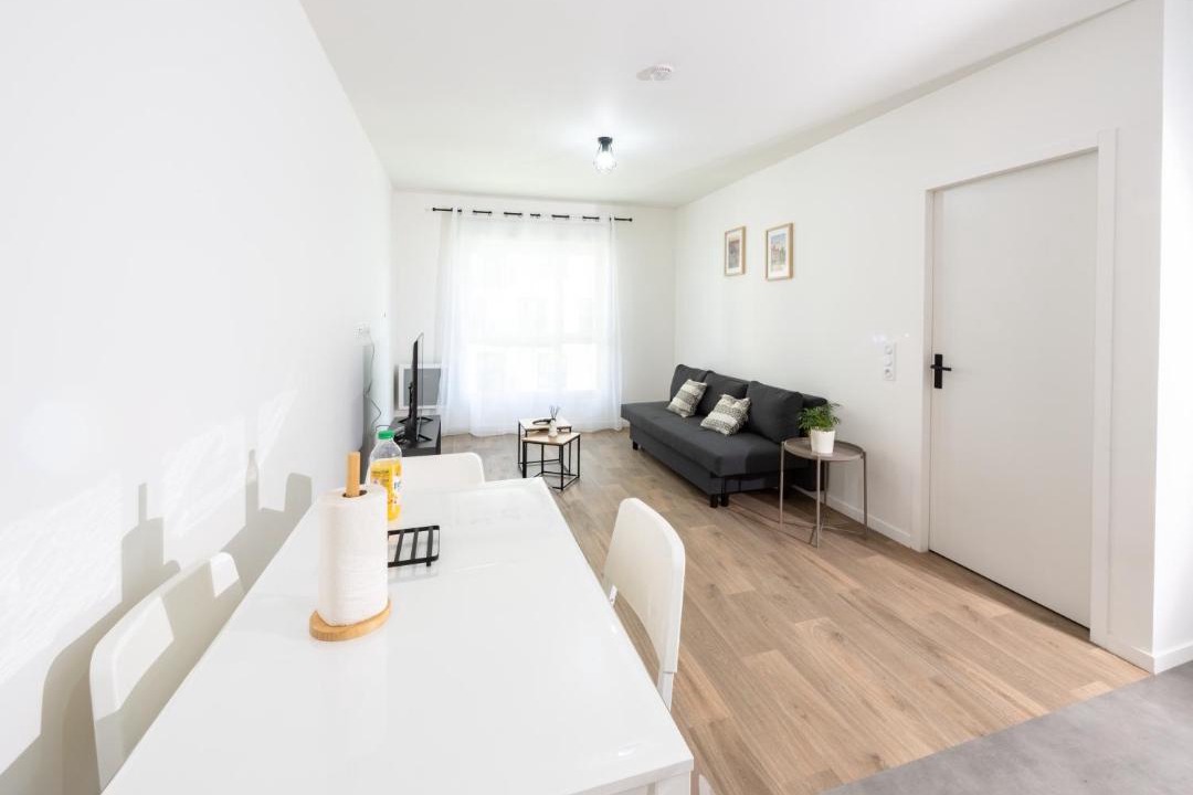 Photo of Others in Palaiseau