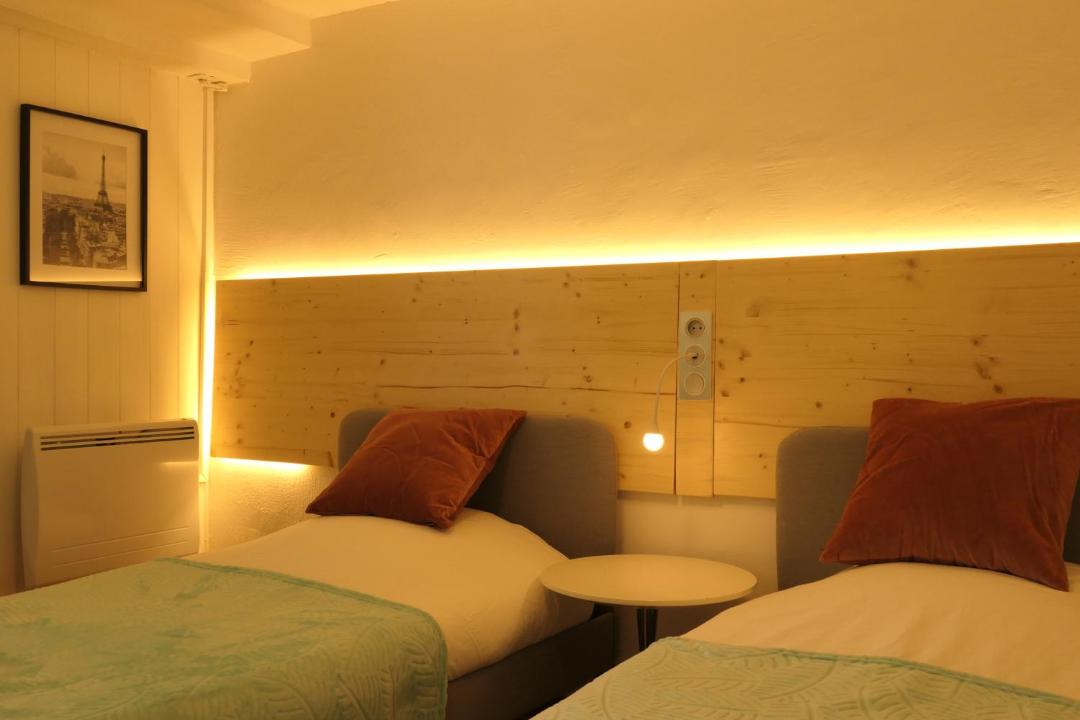 Photo of Bedroom in Isles-les-Villenoy