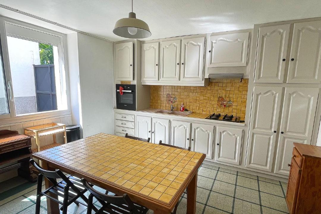 Photo of Kitchen in La Ville-du-Bois