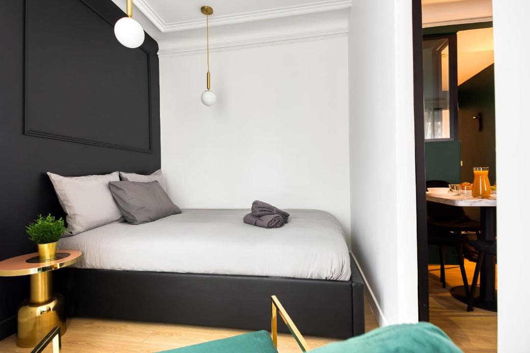 Photo of Bedroom in Villeneuve-Saint-Georges