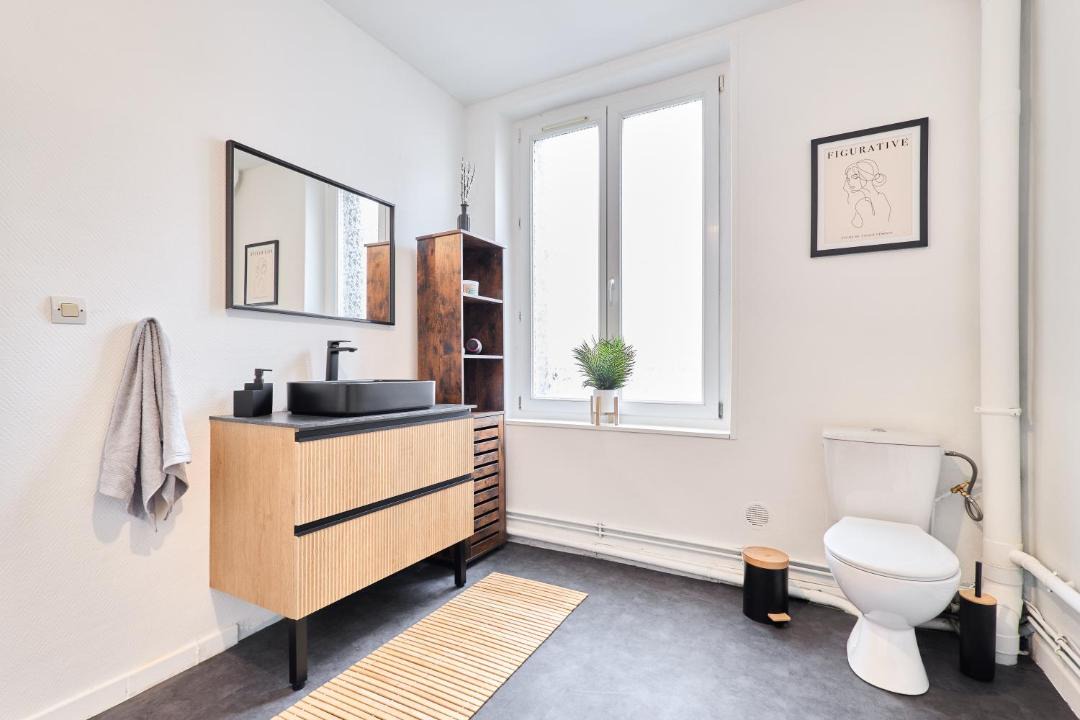 Photo of Bathroom in Jamin