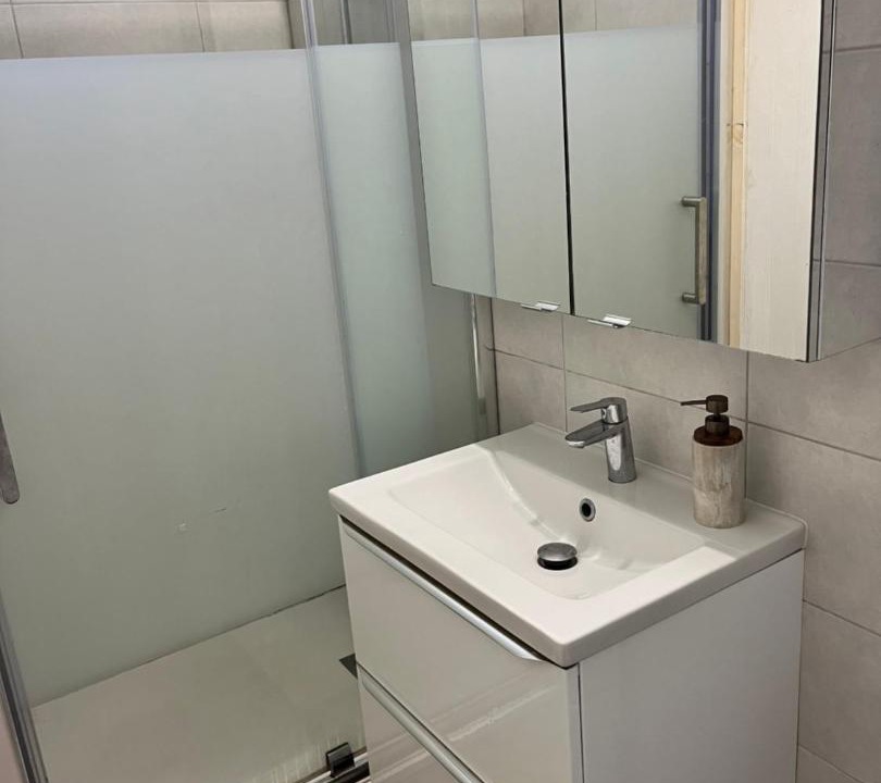 Photo of Bathroom in Sainte-Genevieve-des-Bois