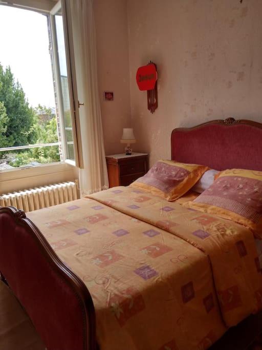 Photo of Bedroom in Romilly-sur-Seine