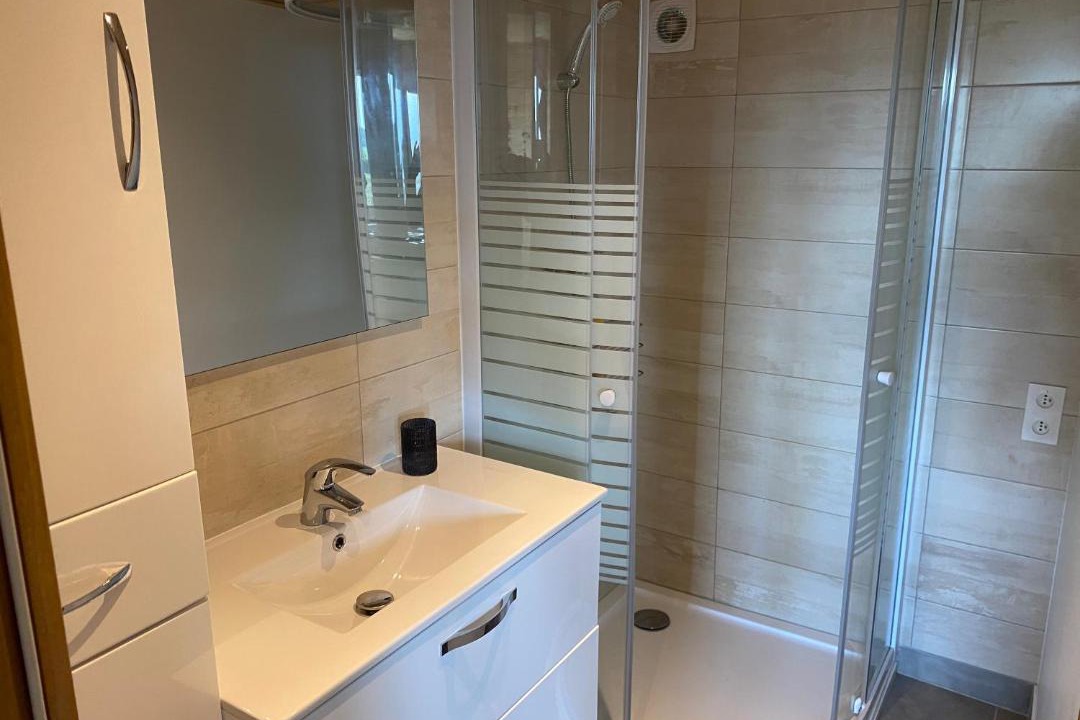 Photo of Bathroom in Manou