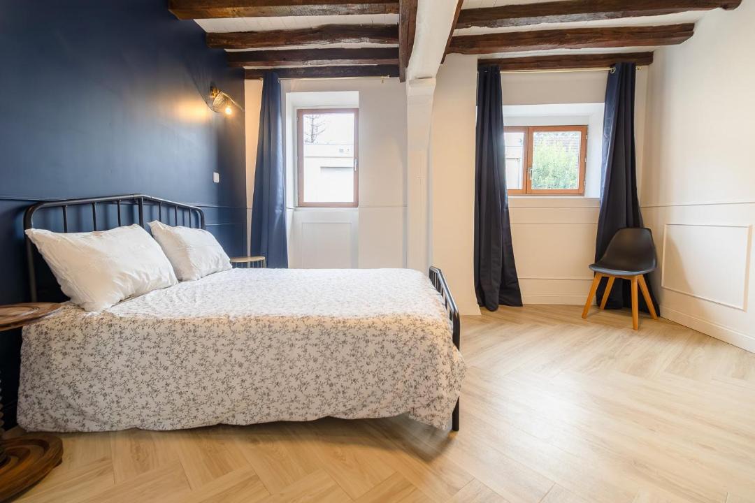 Photo of Bedroom in Vetheuil