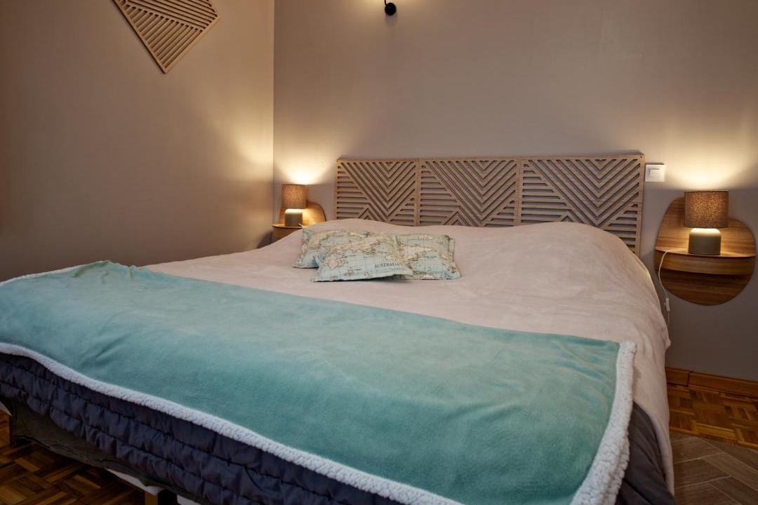 Photo of Bedroom in Bordeaux-Saint-Clair