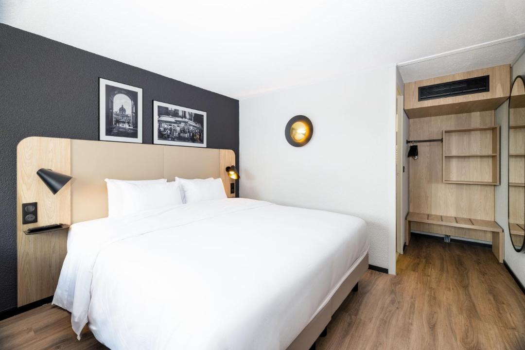 Photo of Bedroom in Les Ulis