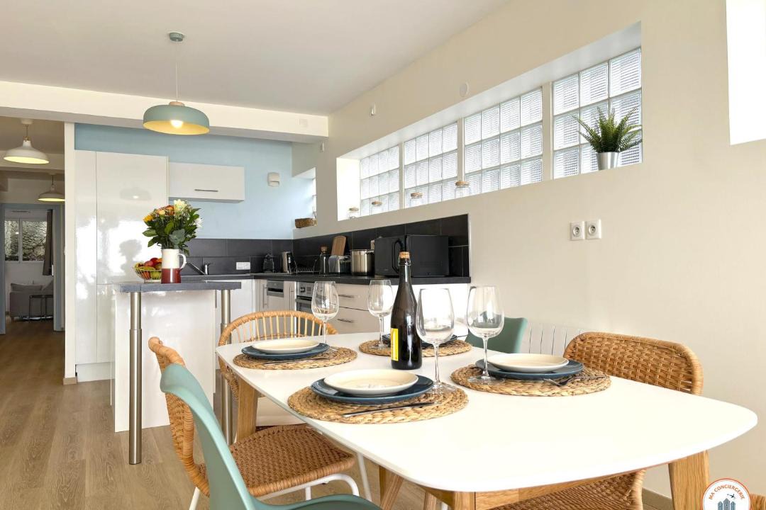 Photo of Kitchen in Saint-Martin-du-Littoral