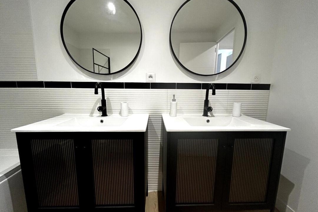 Photo of Bathroom in Verzenay