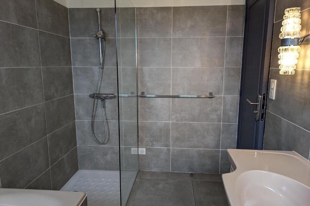Photo of Bathroom in Epieds-en-Beauce