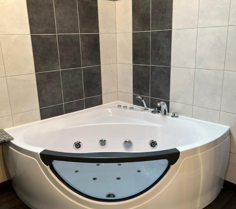 Photo of Bathroom in Brecy