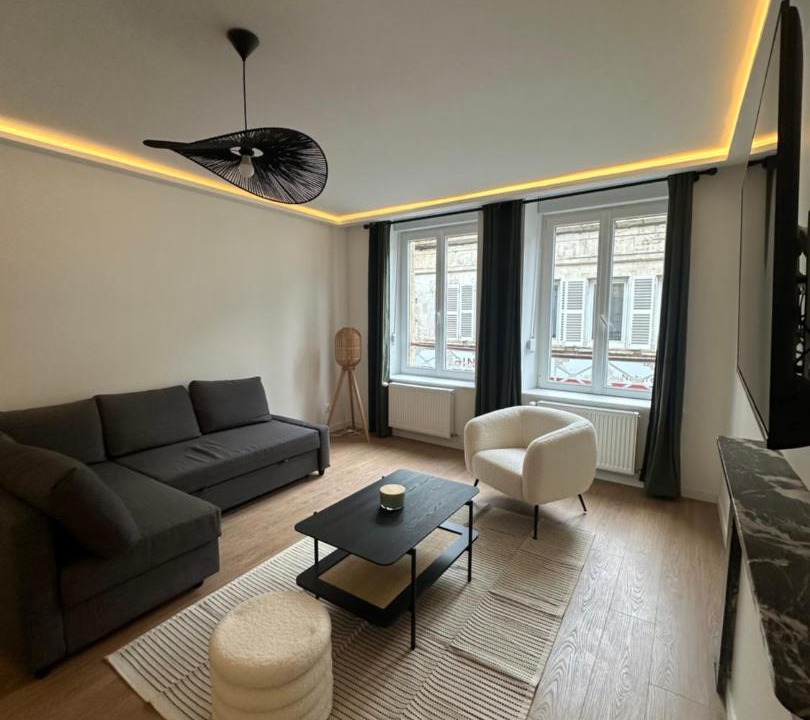 Photo of Livingroom in Charleville-Mezieres