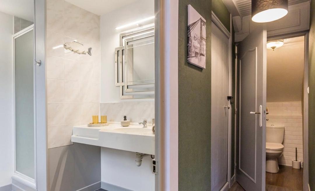 Photo of Bathroom in Les Andelys