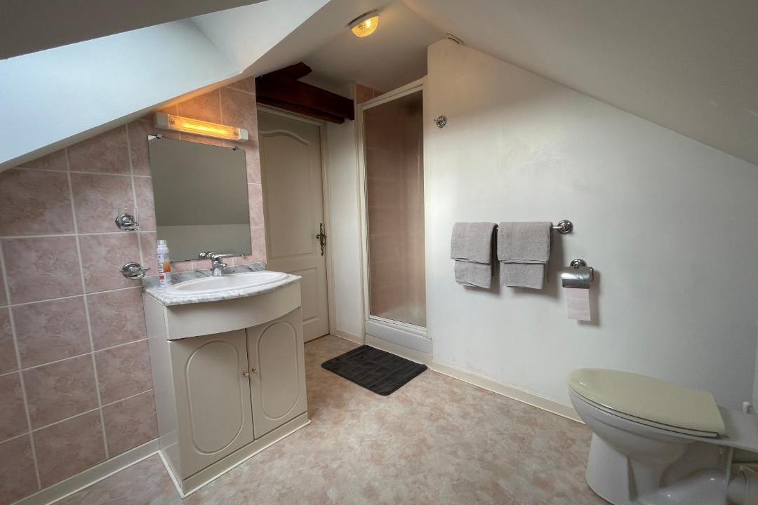 Photo of Bathroom in Chuffilly-Roche