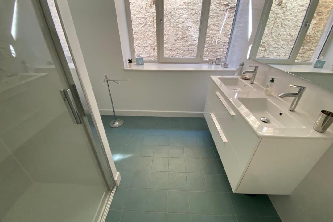 Photo of Bathroom in Ruffey-les-Beaune