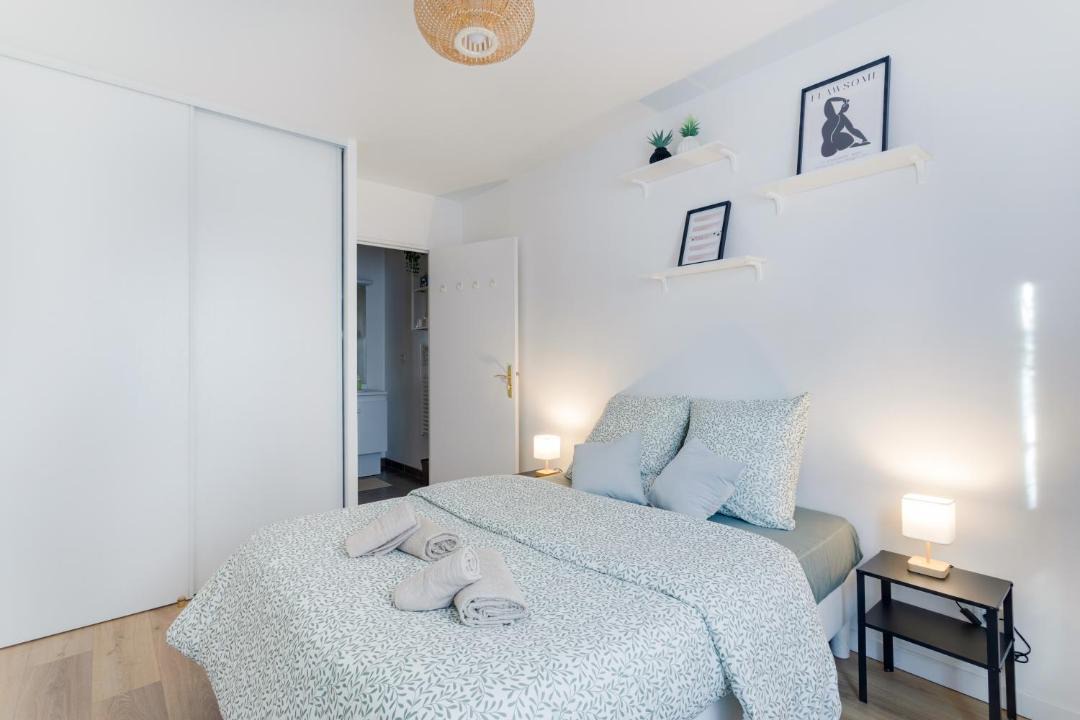 Photo of Bedroom in Saint-Denis