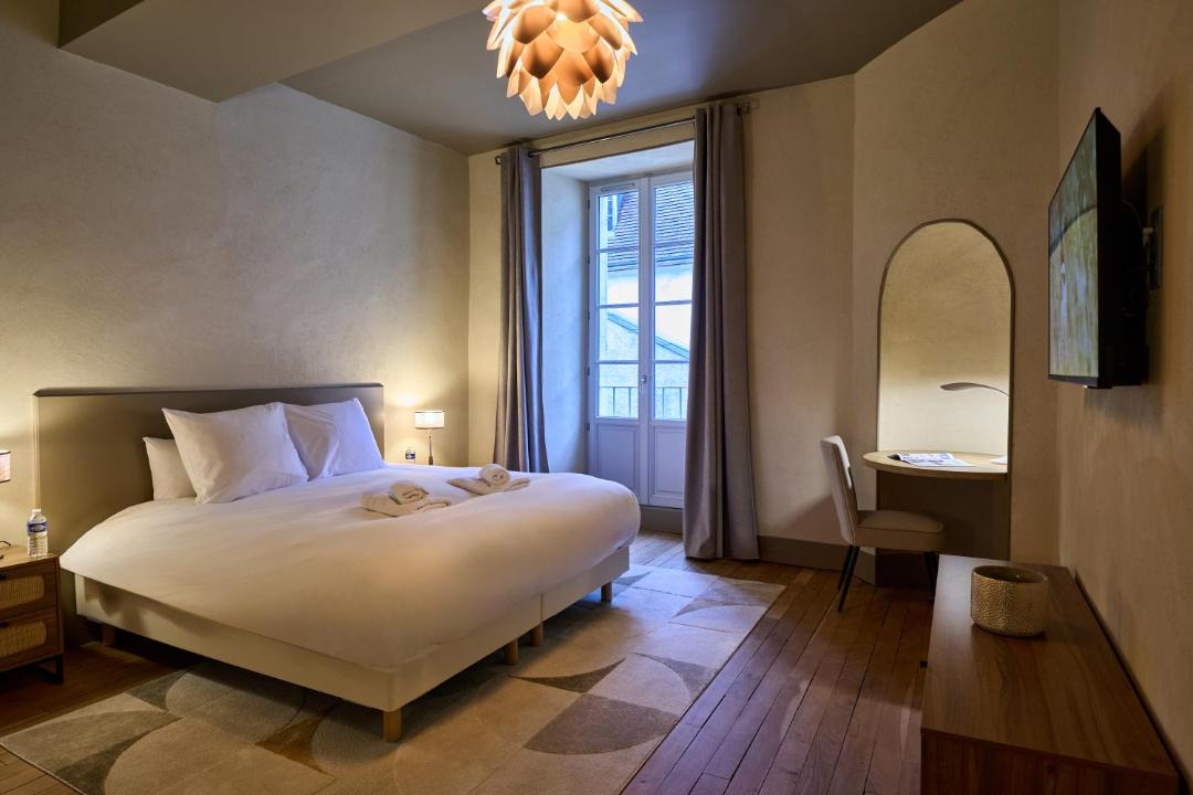 Photo of Bedroom in Nevers