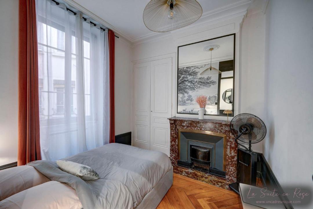 Photo of Bedroom in Charmettes - Bellecombe