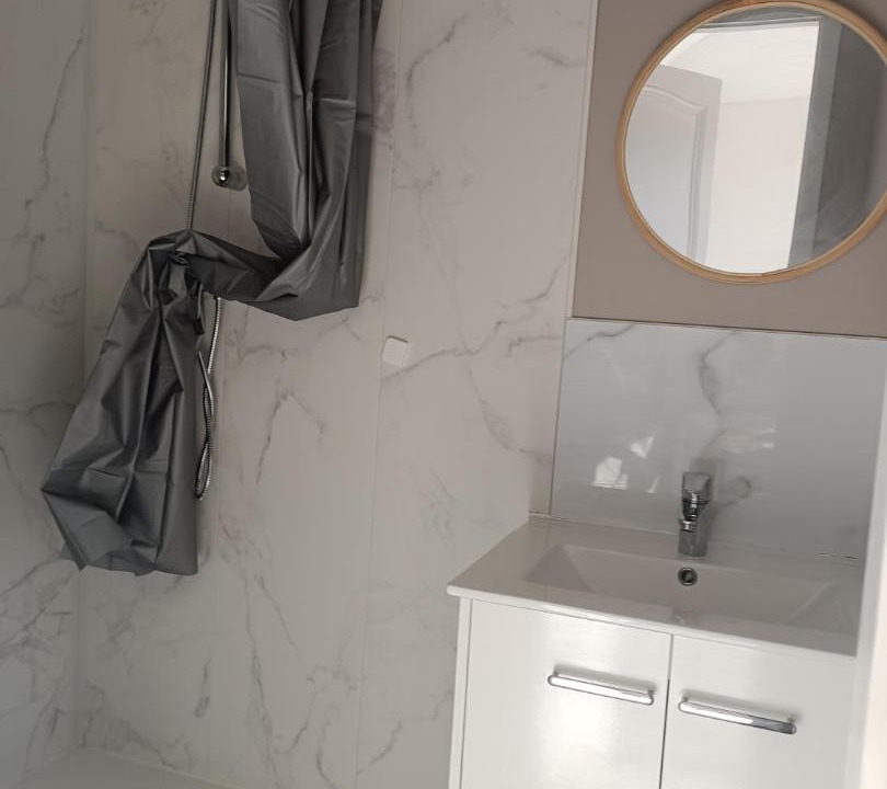 Photo of Bathroom in Meneslies