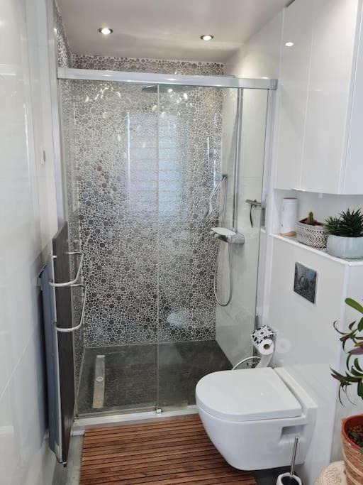 Photo of Bathroom in Valenton