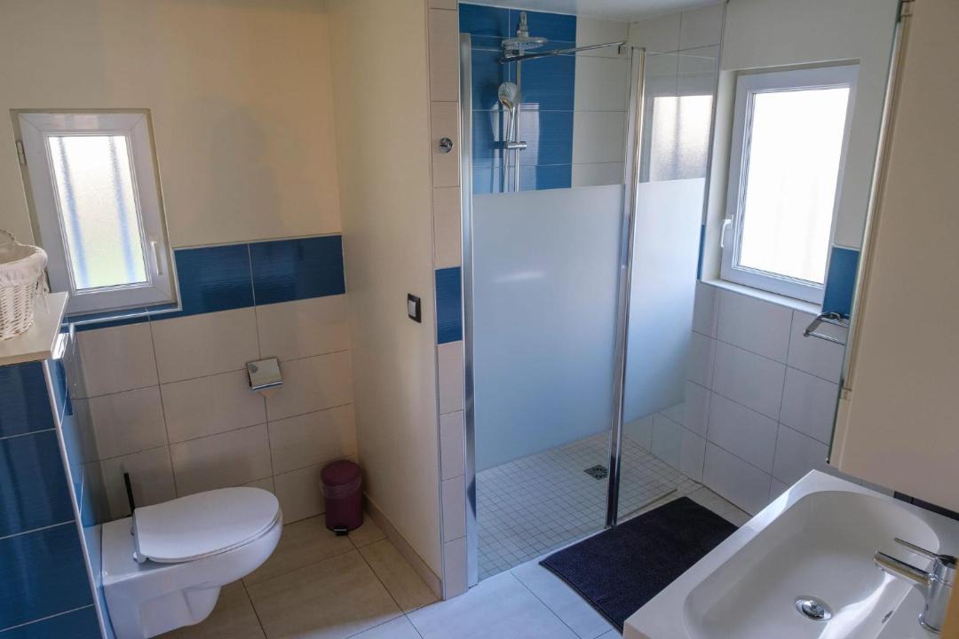 Photo of Bathroom in Montlognon