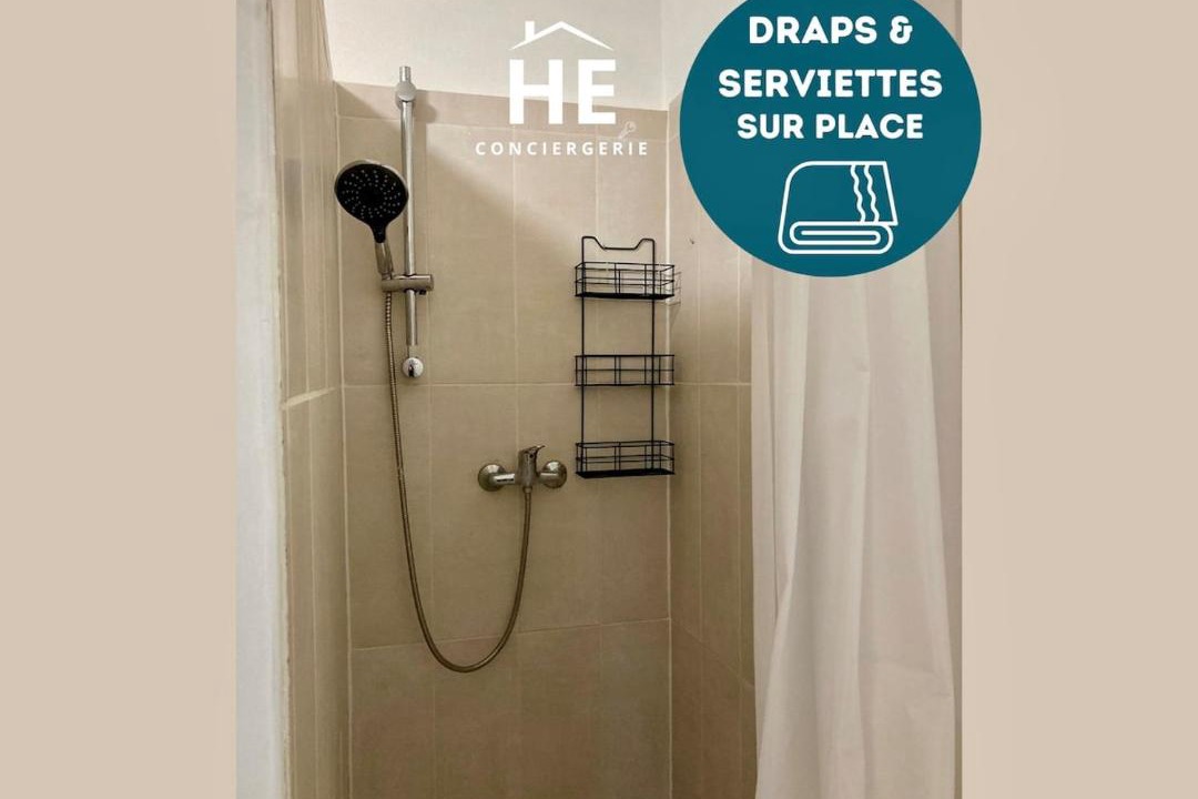 Photo of Bathroom in Montargis