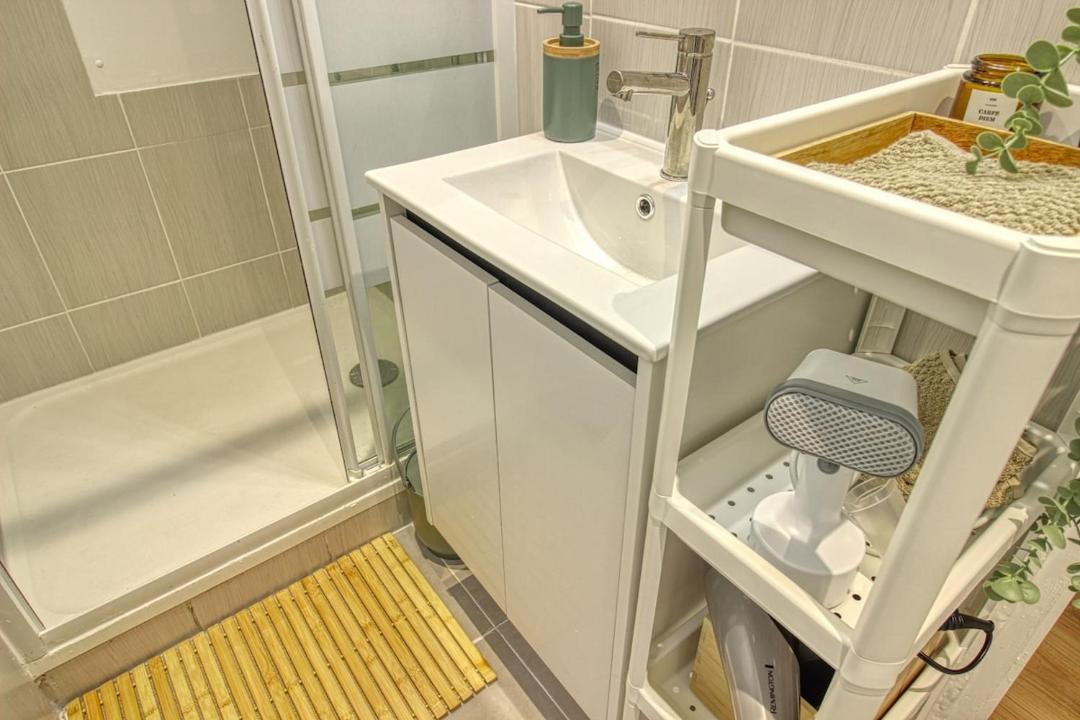 Photo of Bathroom in Enghien-les-Bains