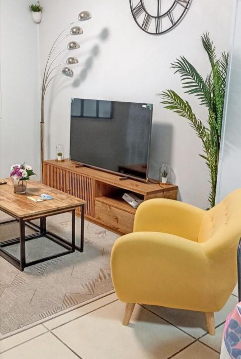 Photo of Livingroom in Sainte-Anne - Faubourg Noyon