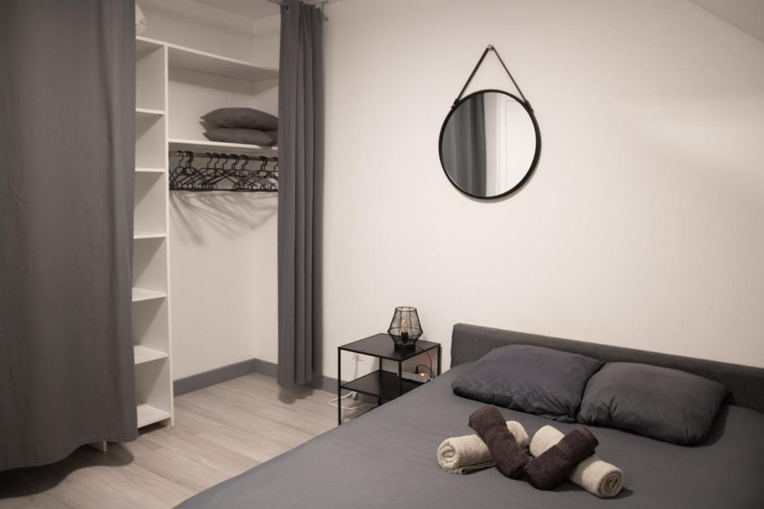 Photo of Bedroom in Nemours
