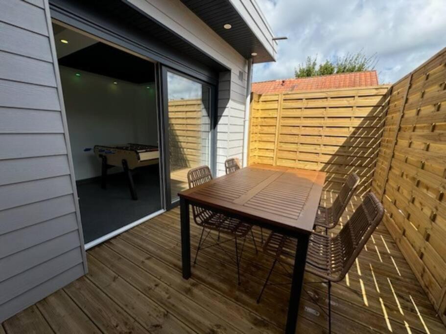 Photo of Patio Balcony in Brequerecque