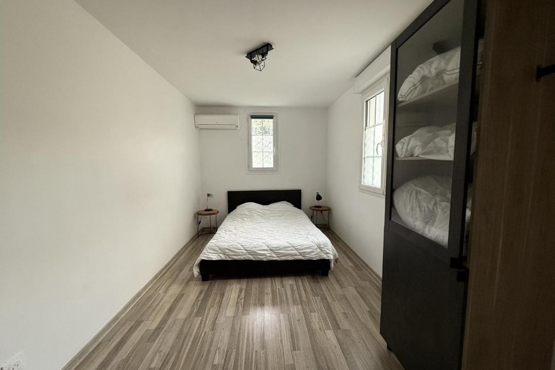 Photo of Bedroom in Henriville