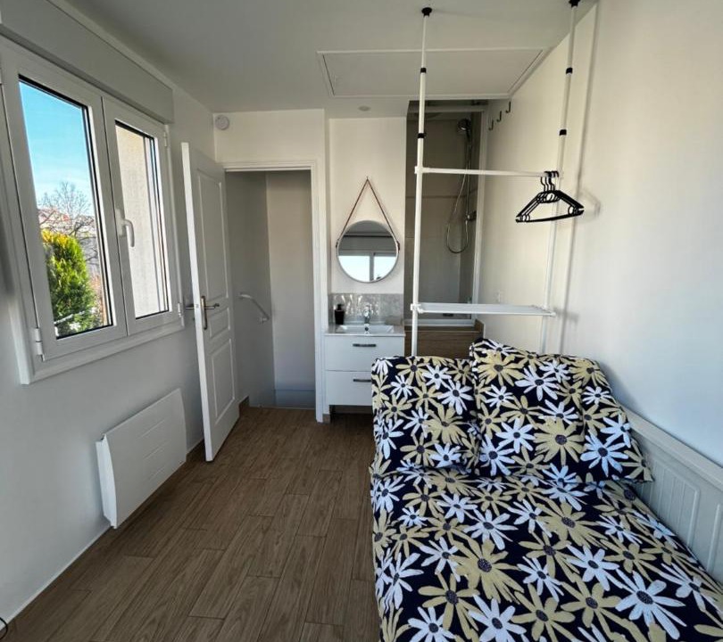 Photo of Bedroom in Plateau - Mont-Valerien