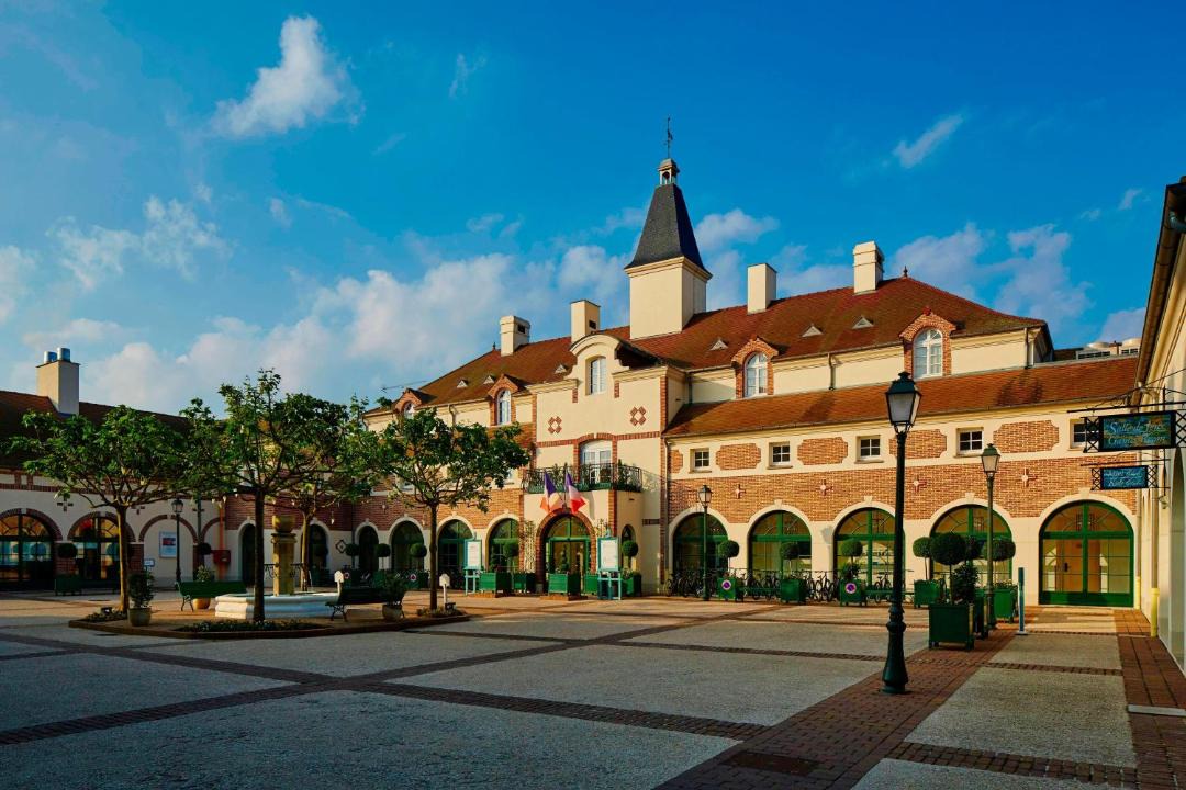 Photo of Buildings in Bailly-Romainvilliers